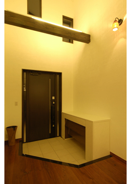 �O�d�̒����Z��{�H�ጺ�֎ʐ^