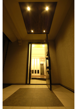 �O�d�̒����Z��{�H�ጺ�֎ʐ^