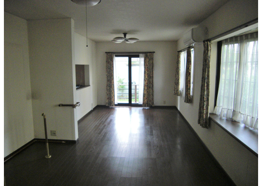 �����H����̗l�q