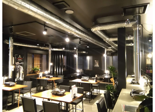 �����H����̗l�q