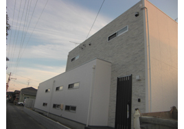 �Îs�����Z��{�H��