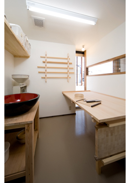 �����H����̗l�q