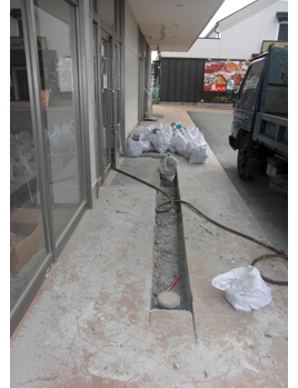 �����H���r���̗l�q