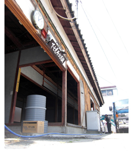 �����H����̗l�q