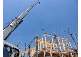 �H���r���̗l�q