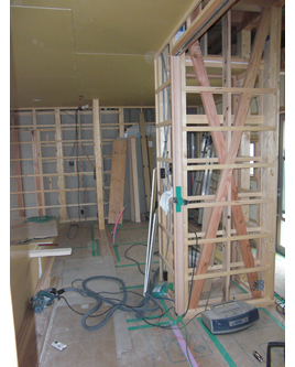 �H���r���̗l�q