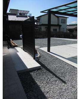 �����H����̗l�q